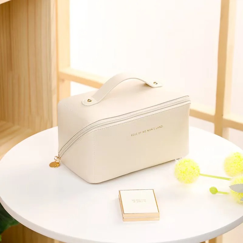 Luxury Skincare Organizer - Makeup Organizer Female Toiletry Kit Bag